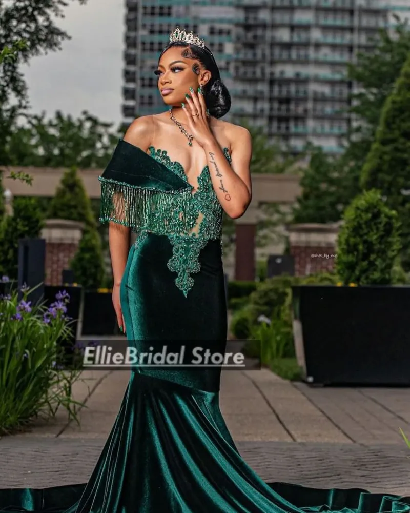 Dark Green Rhinestone Prom Dresses 2025 Crystal Sheer Neck Mermaid Evening Gowns Velvet Party Dress Gala Long Customized