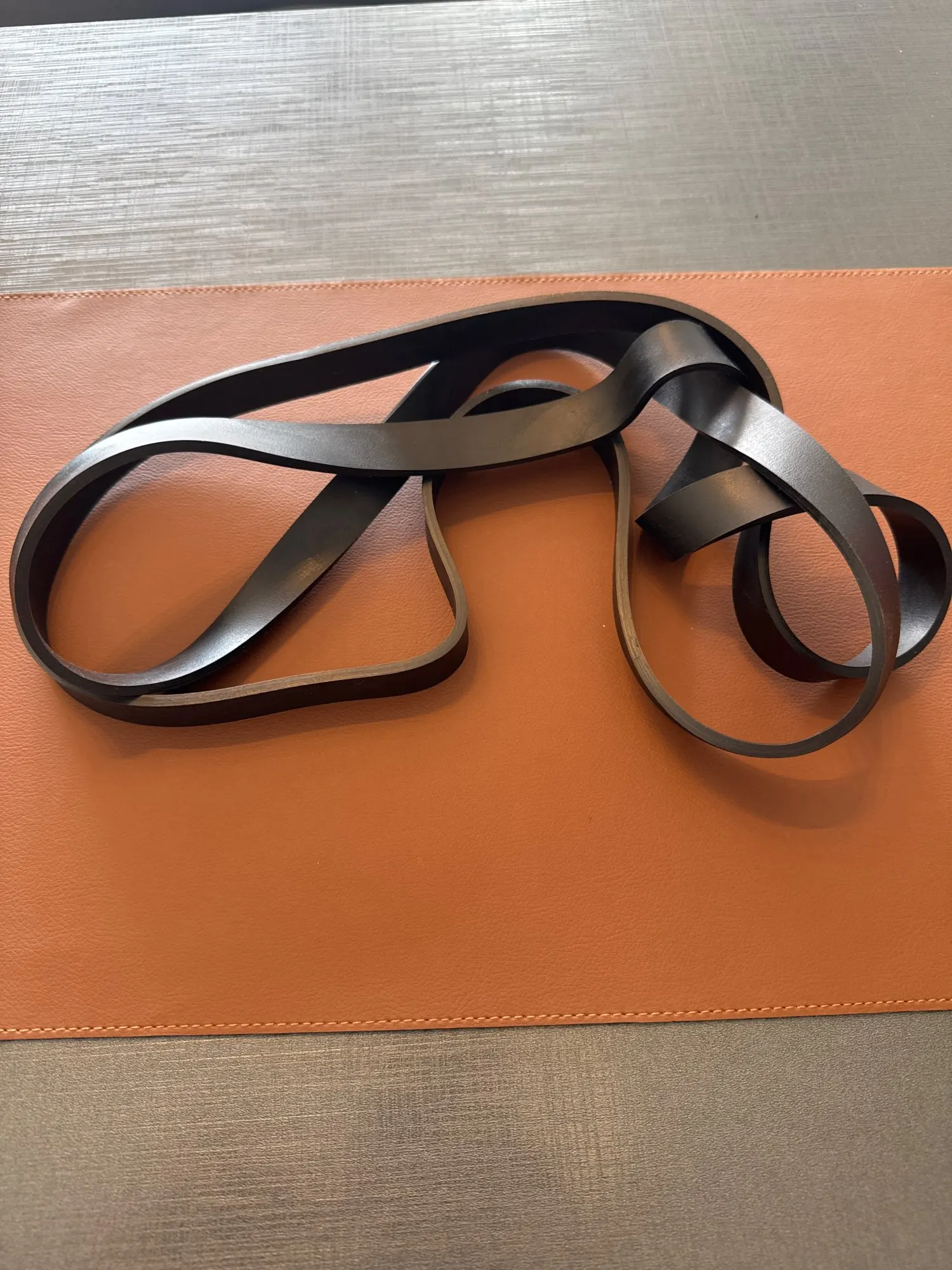 Heavy Duty Resistance Band Latex Elastic Belt Pull up Assist for Pilates Workout Fitness Home Gym Shape Body Exercise photo review