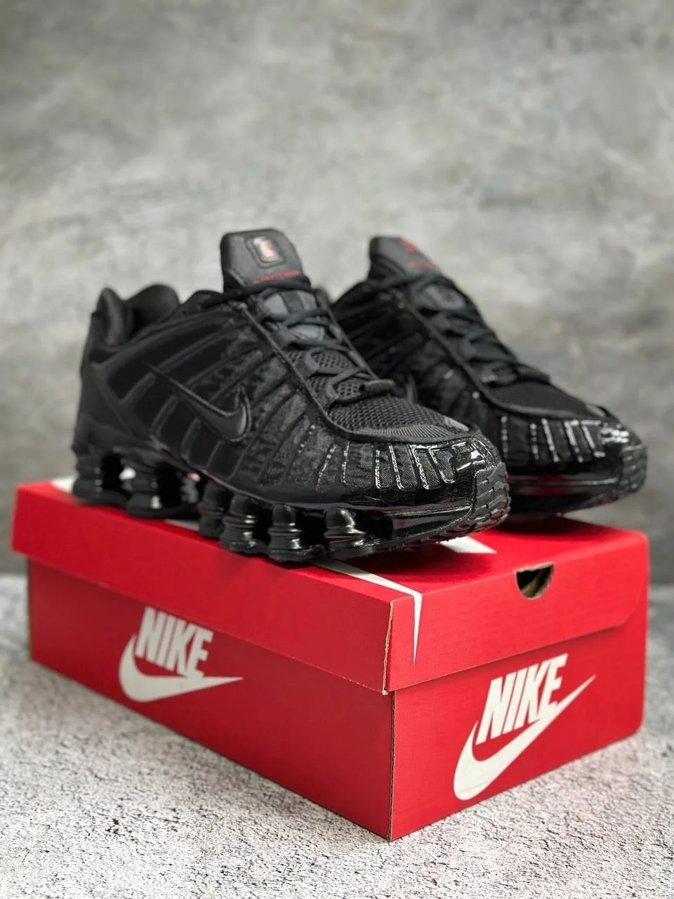 kamado　NIKE SHOX TL 箱付き Men's Nike Wmns Shox TL sneakers are men's ceds of male masculine