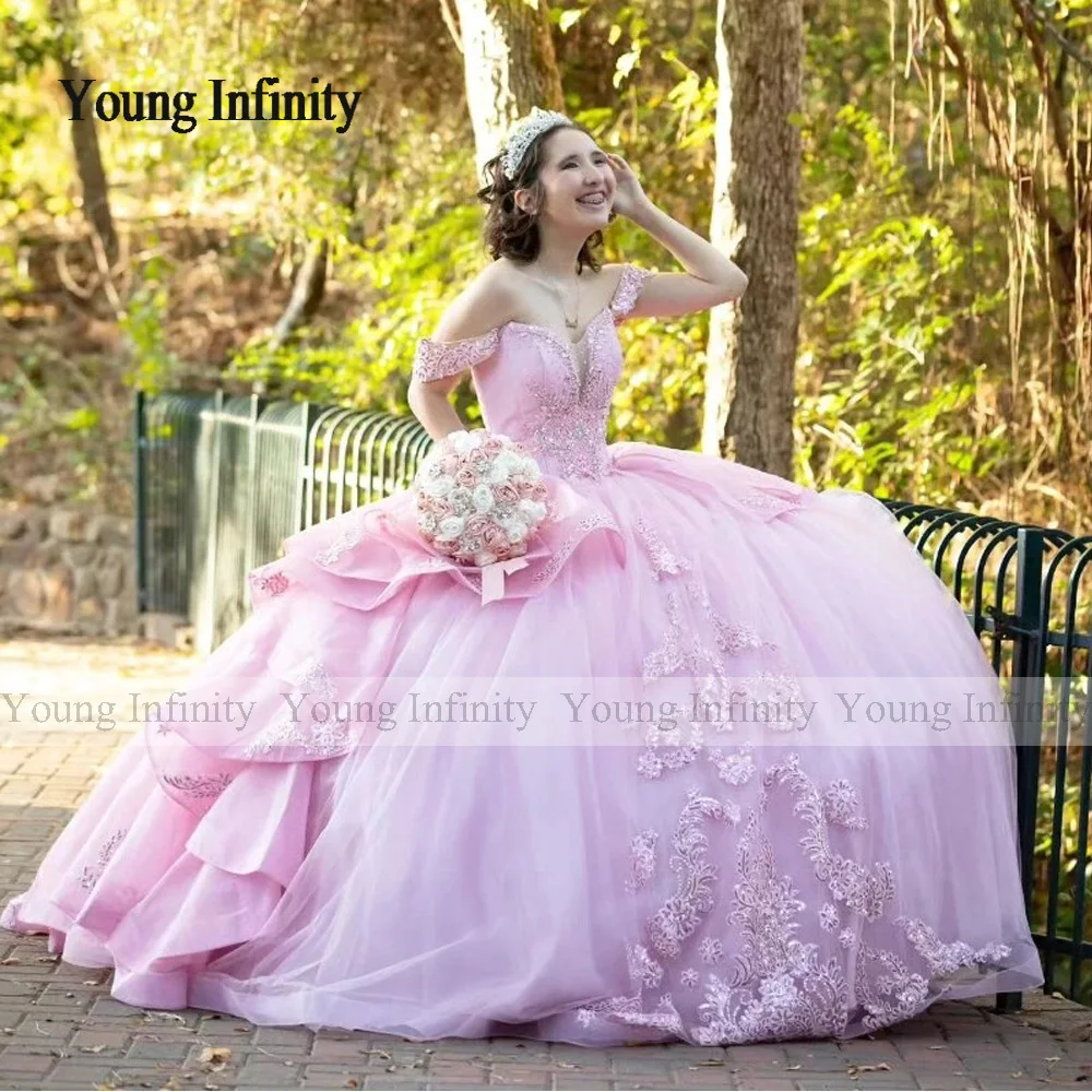 Vestidos princesa Quinceanera, vestido de baile rosa brilhante, apliques com cristais de renda, fora do ombro, doce 15 ° vestido, baile, renda