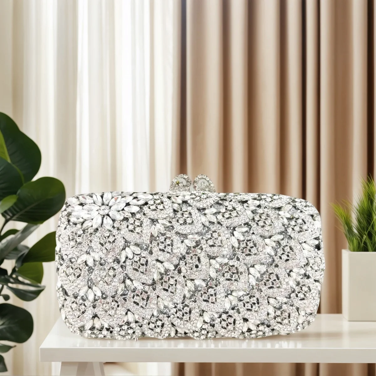 

Bling Women Floral Crystal Clutch Rhinestone Diamond Evening Purse Bridal Wedding Handbag for Foramal Banquet Party