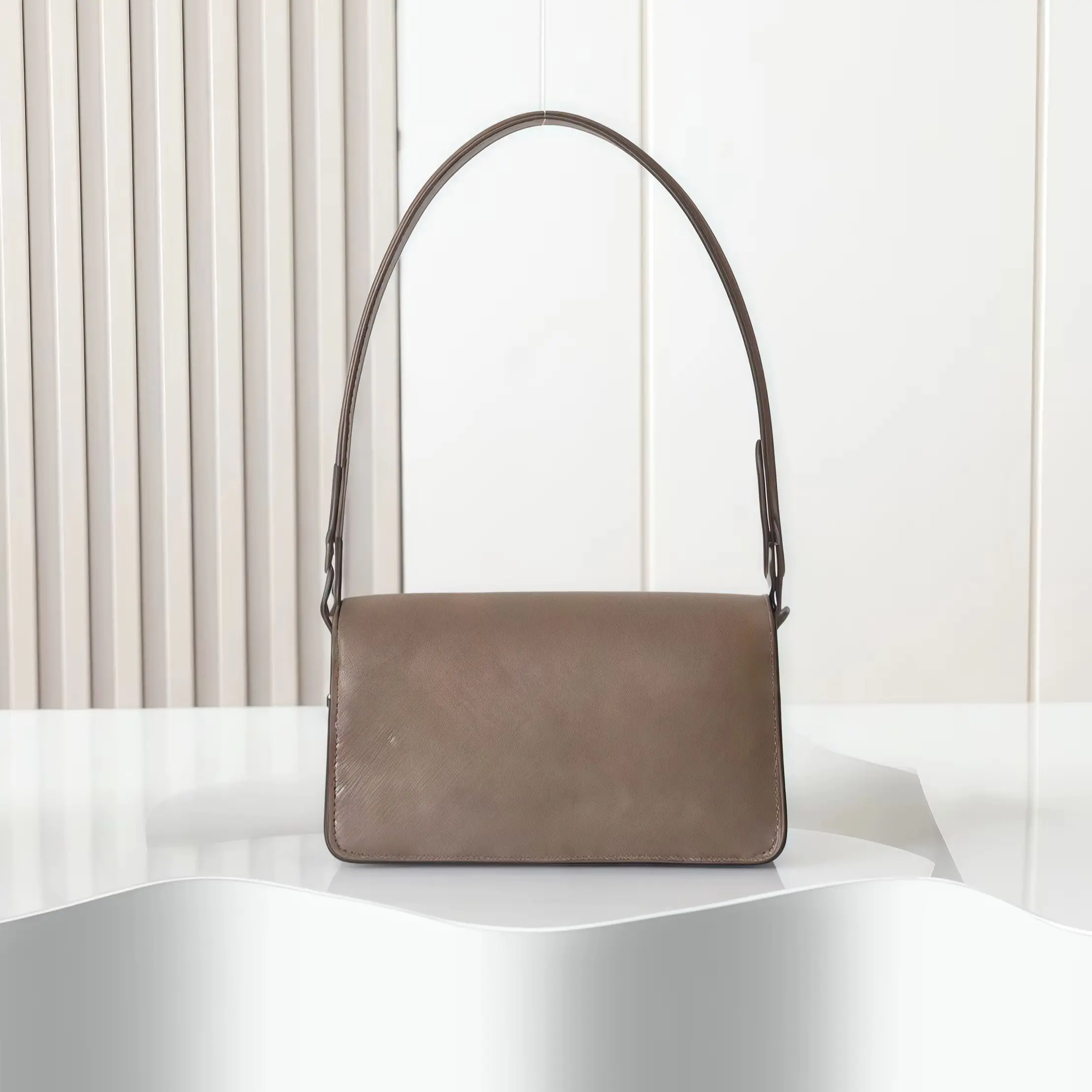 

2026 New Women's Handbag, Crossbody Bag, Shoulder Bag, Comfortable Leather, Ten Colors Available, Brown 20-10-6cm