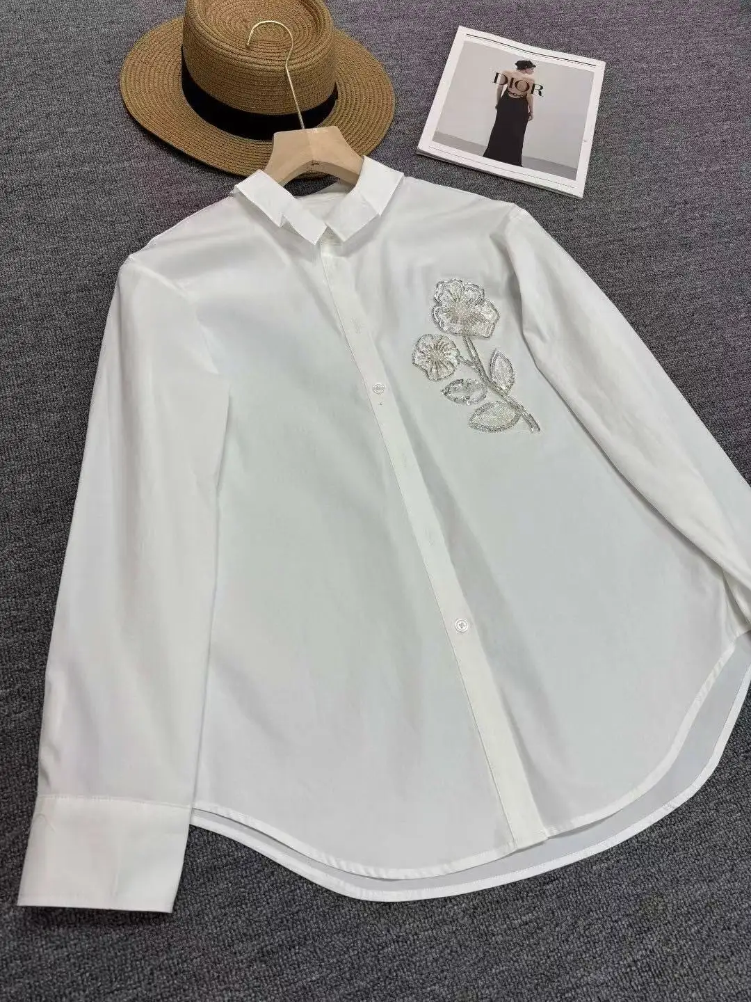 

Элегантная женская рубашка из чистого хлопка с бисером, коллекция Весна 2026