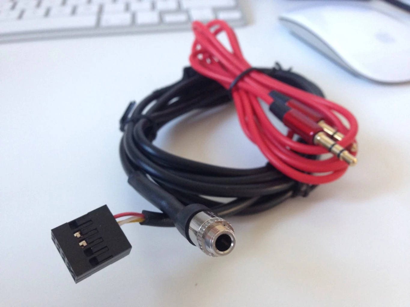 Female 3.5mm Car AUX Input AUXILIARY Adapter for Audio Cable for MP3 for BMW E53 X5 E39 E60 E61 E63 E64 E85 E83 for BMW for