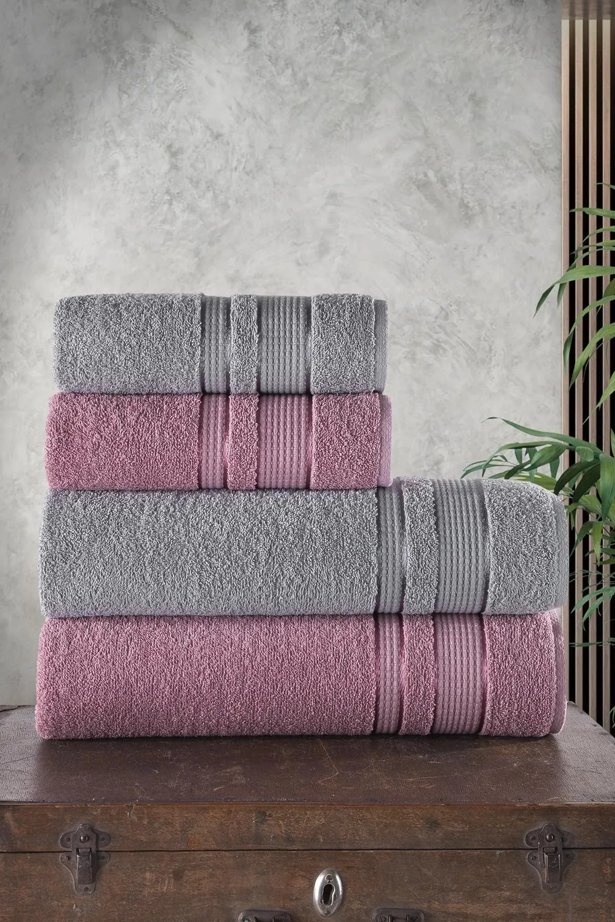 

Silky Bath and Hand, Face Towel Set of 4. Product Quality: 100% Cotton. Dimensions: 50X85 & 70X135 Cm