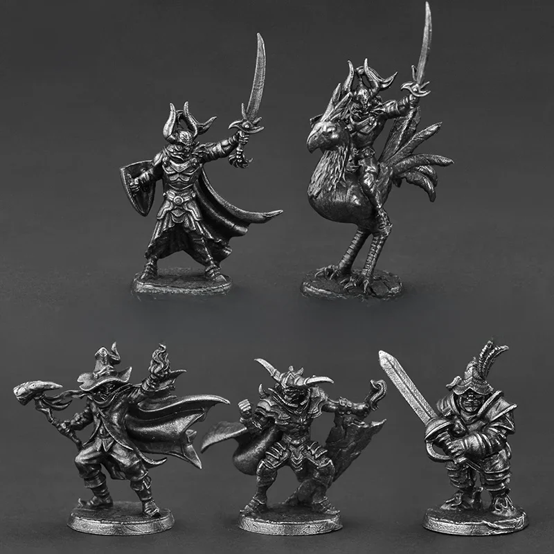 Figurine de Soldats de l'Aventuguilde en Laiton Blanc, Modèle Fini, Jeu de Bureau, Ornement Militaire, Fait à la Main, Cadeaux de Collection pour Homme et Garçon