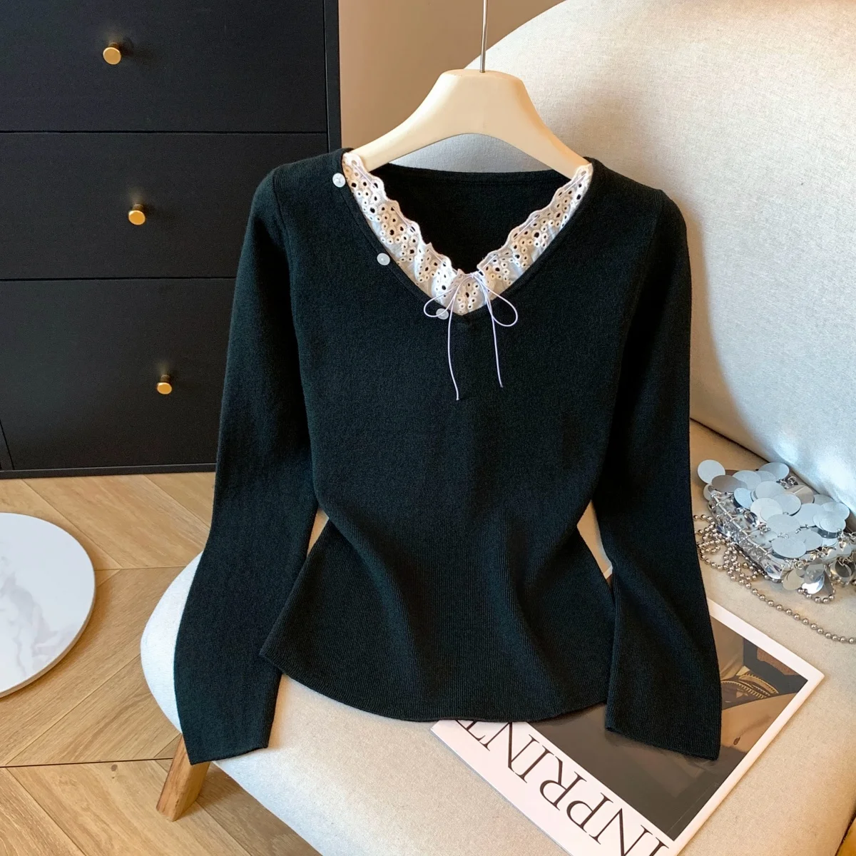 

Women's French Black Lace V-Neck Bow Flared Sleeve Base Shirt Aesthetic Autumn And Winter New Style 2025 Korean Casual Daily Top