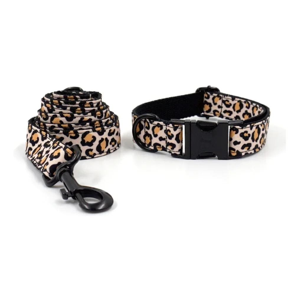 Collier de chien personnalisé, plaque signalétique pour chiot, étiquette d'identification, boucle noire réglable, imprimé léopard, colliers de base pour animaux de compagnie, laisse en plomb