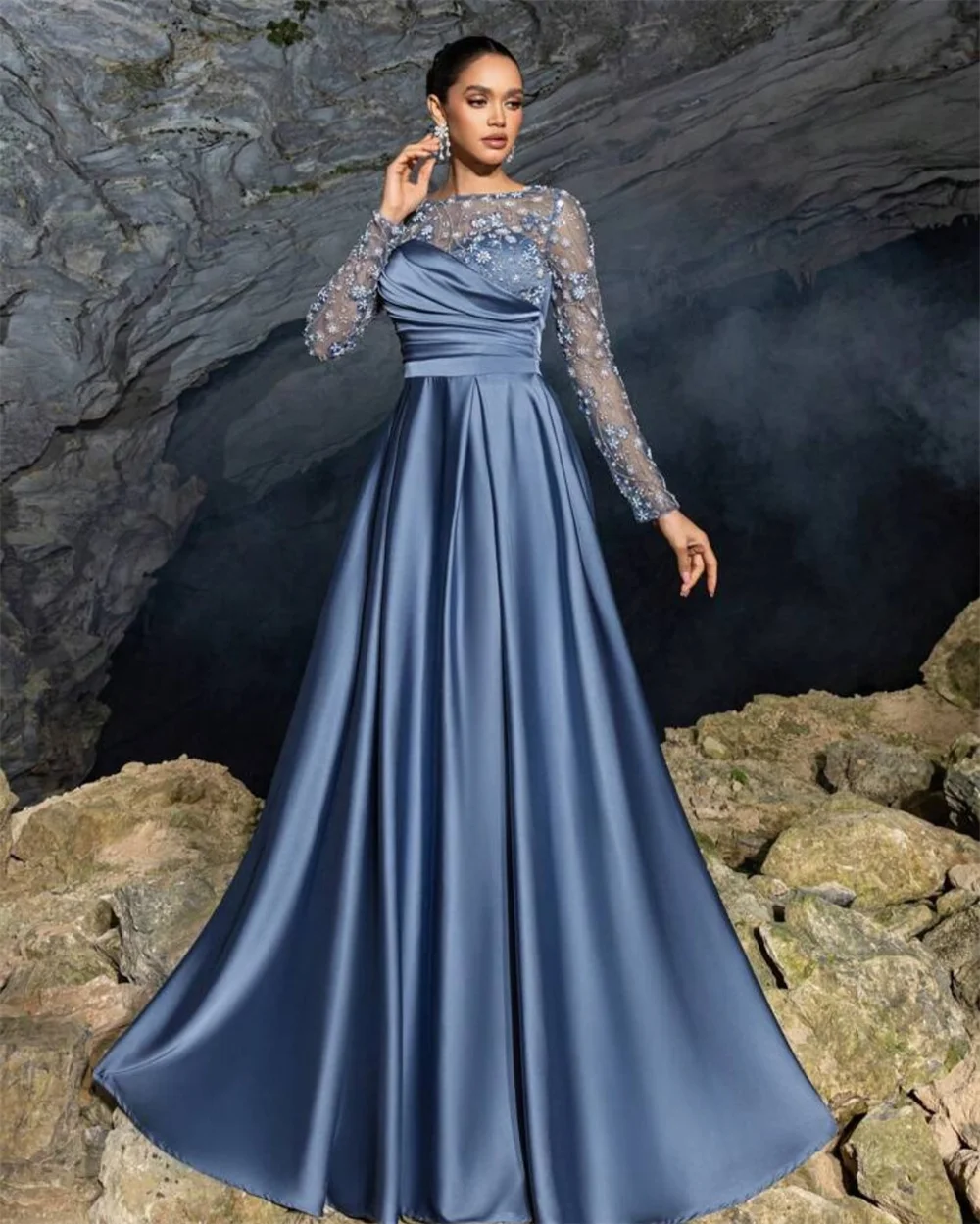 Kobe Customized Long Sleeve Satin A-line Prom Dresses Blue Floor-length O-neck Evening Dresses Elegant فساتين للمناسبات الخاصة