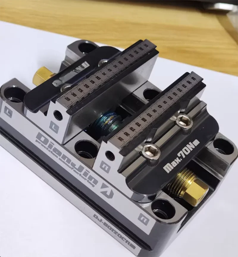 Étau à centrage automatique à quatre cinq axes, serrage rapide positif et négatif, étau à centrage automatique DJ-6080H de 2 à 8 pouces