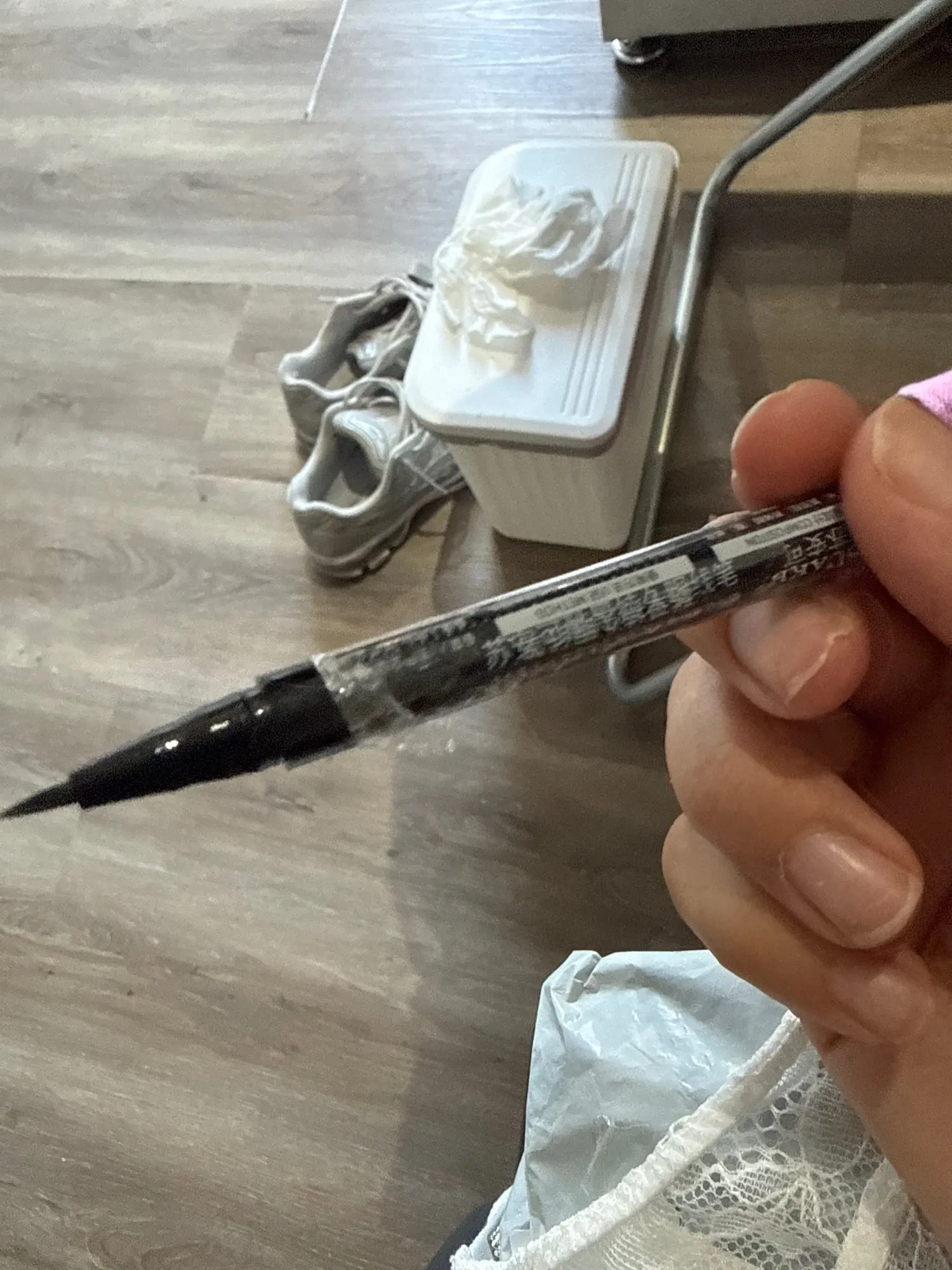 Eye Make-up Liquid Eyeliner Long-lasting Waterproof Non-fading Beauty Make-up Tools Quick Dry Non-halo-dye Eyeliner photo review