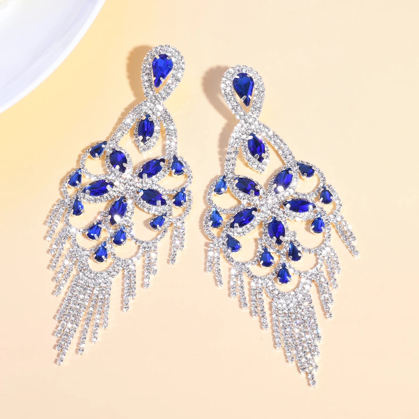 1pair Exaggerated Fashion Blue Rhinestone Fringe Design Long Earrings For Wedding & Party Wear By Women