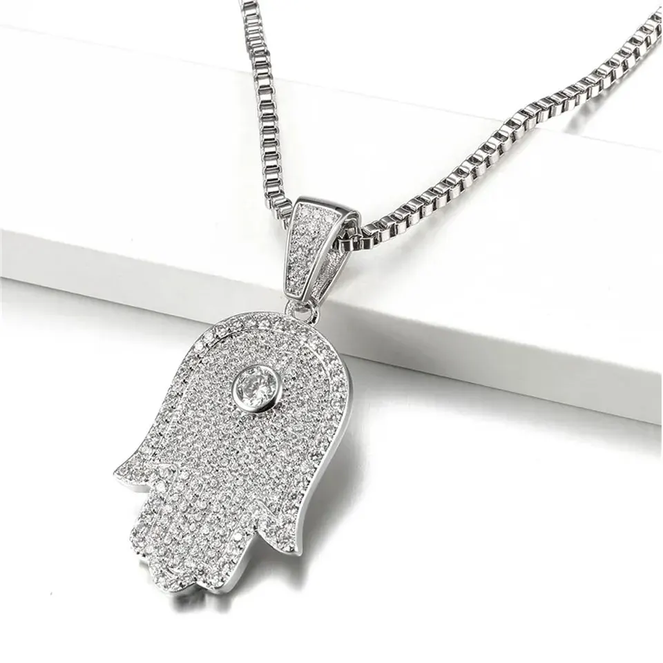 Imagem -03 - Hamsa Colares de Mão Pingentes Iced Out Amuleto Cubic Zircon Branco Mão de Fátima Moda Jóias Hip Hop Alta Qualidade