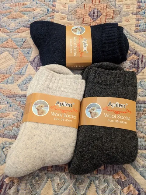 3 Pairs Men Women Wool Socks Couples Solid Winter Snow Chrismas Gift Thermal Cashmere Marino Thickened Fleece Terry Loop socks photo review