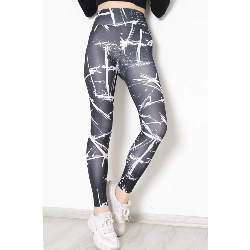 

Women's Leggings, Digital Printed Leggings, Black and White Colored Leggings, Comfortable Fit Leggings, Daily Use Leggings, Spor