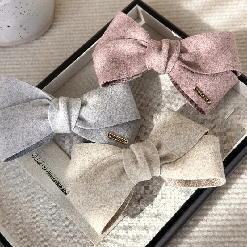 Dziewczęce słodkie kokardki spinki do włosów wiosenne klipsy moda zimowa miękkie jednokolorowe spinki do włosów damskie eleganckie Barrettes akcesoria imprezowe Retro — zdjęcie 2