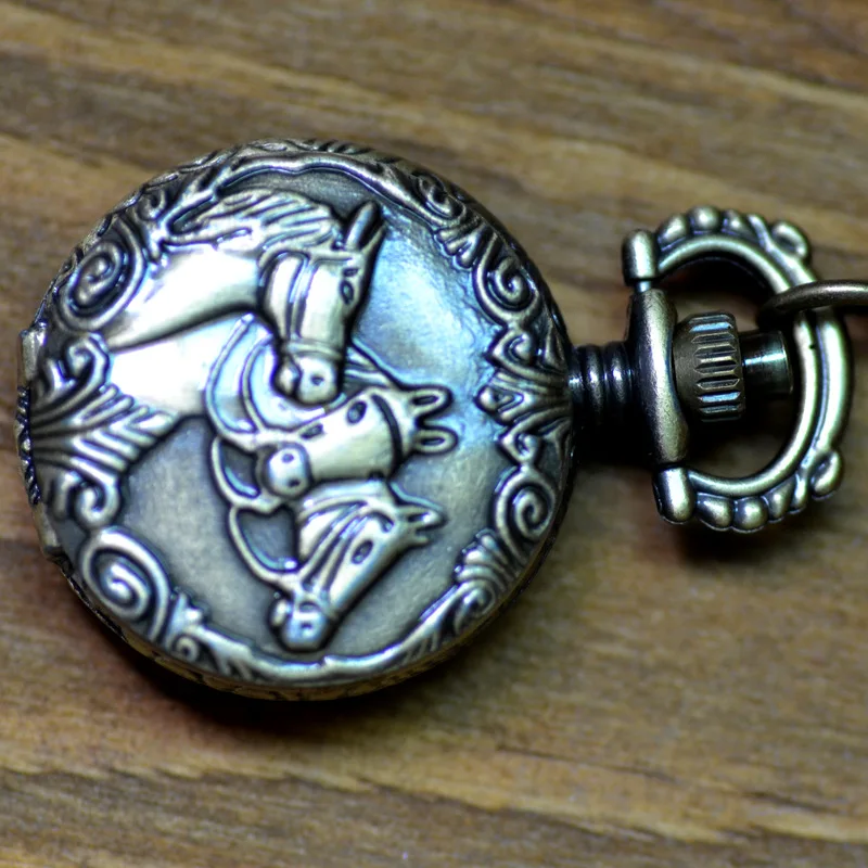 Orologio da tasca al quarzo con quadrante piccolo Vintage per uomo donna custodia con fiore in bronzo orologio con ciondolo a catena per collezione regalo