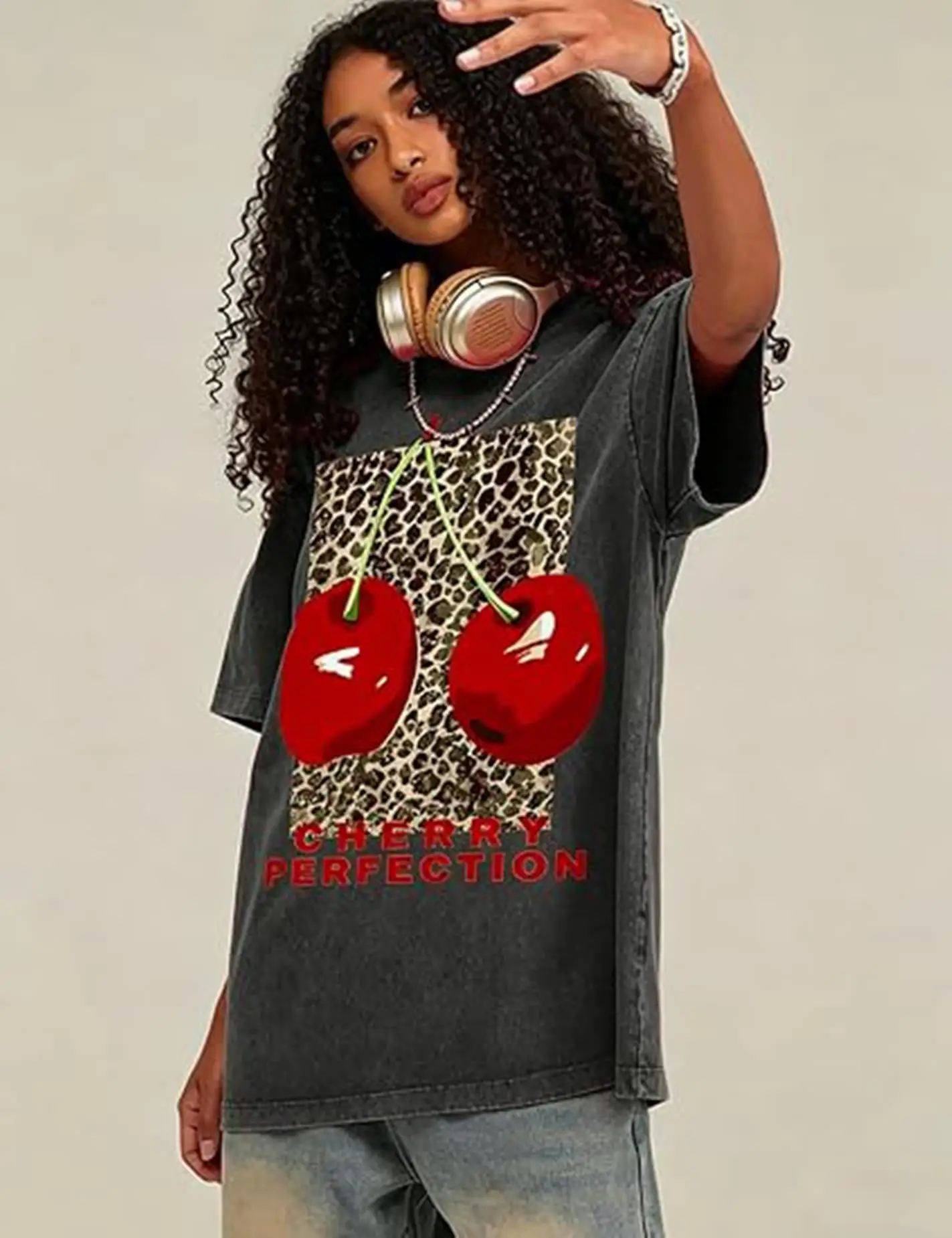 Oversized Graphic Tshirts for Women Cherry Shirt Acid Wash Tees Cotton Shirts,Vintage Graphic Tees,Grunge Tops,Cherry Shirt,Cute Baggy Shirts,Streetwear,Leopard Print,Summer Top