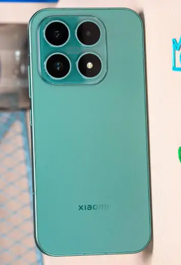 Xiaomi 17 5G Smartphone Front