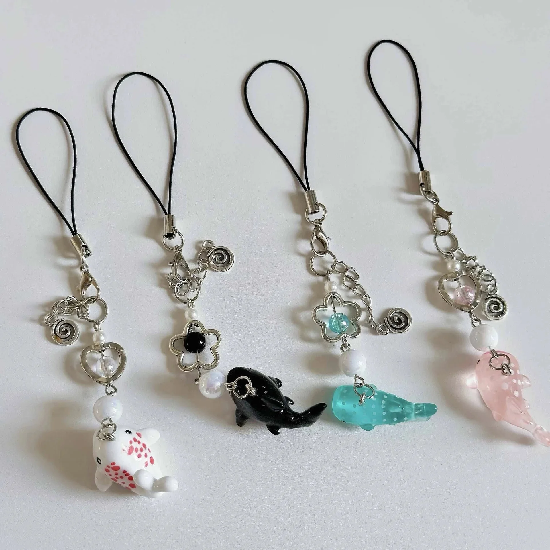 Porte-clés avec baleine bleue, requin, poisson, orca mignon, Kawaii, continent marin, chaîne, y2k