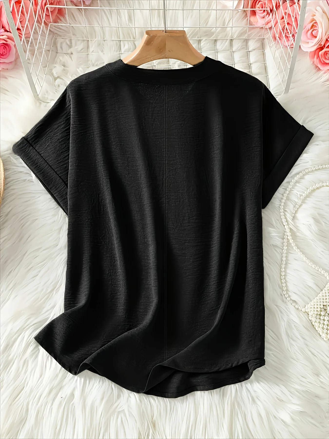 Elegant plus Size Ladies Solid Color Top Fashion V-Neck Short Sleeve Shirt Stylish Casual Wear for Women image 2