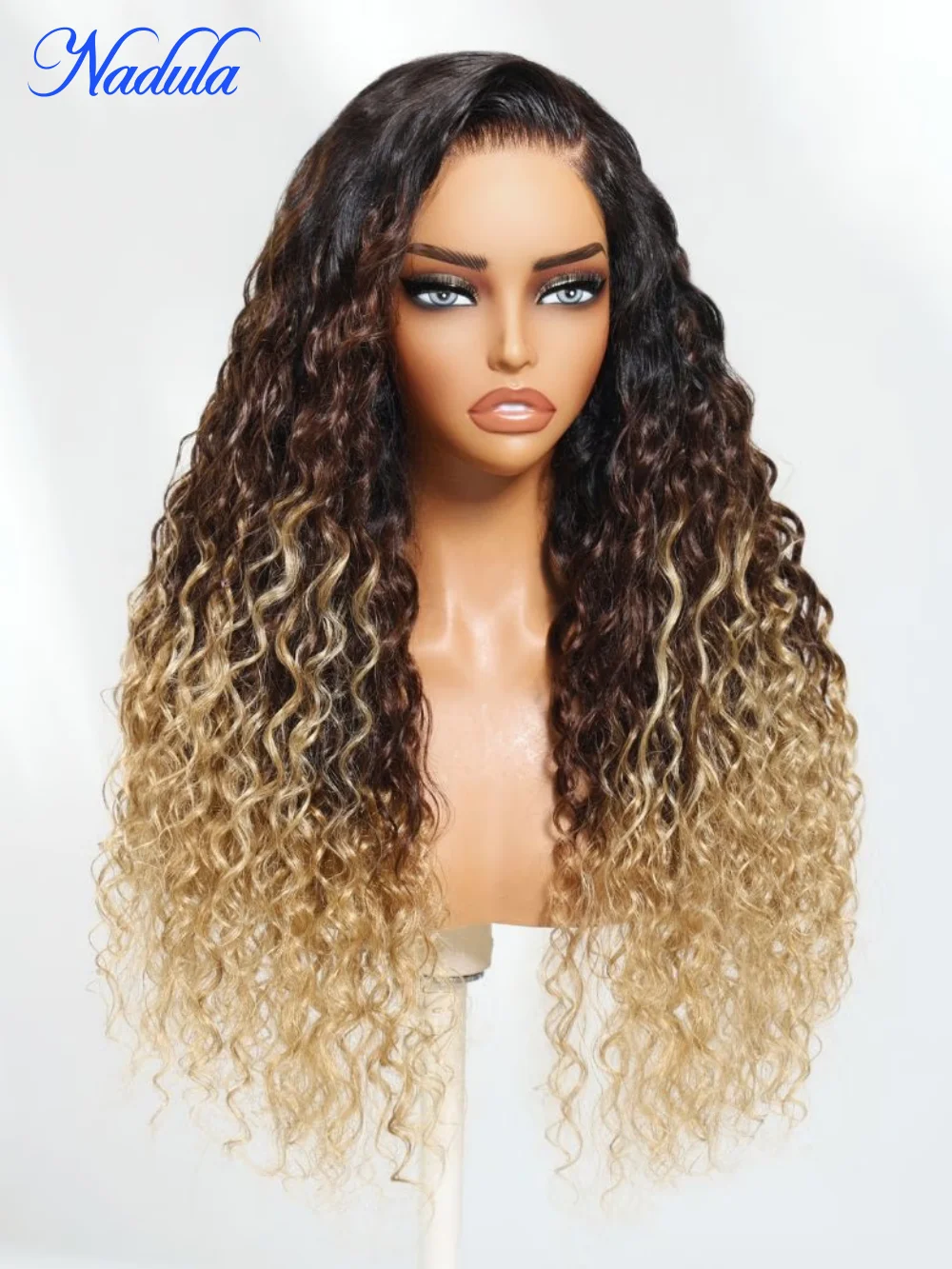 Nadula 7x5 Bye Bye Knots شعر مستعار أومبير بني إلى أشقر شعر مستعار مموج مائي مع جذور داكنة وضعه والذهاب مع رباط غير مرئي