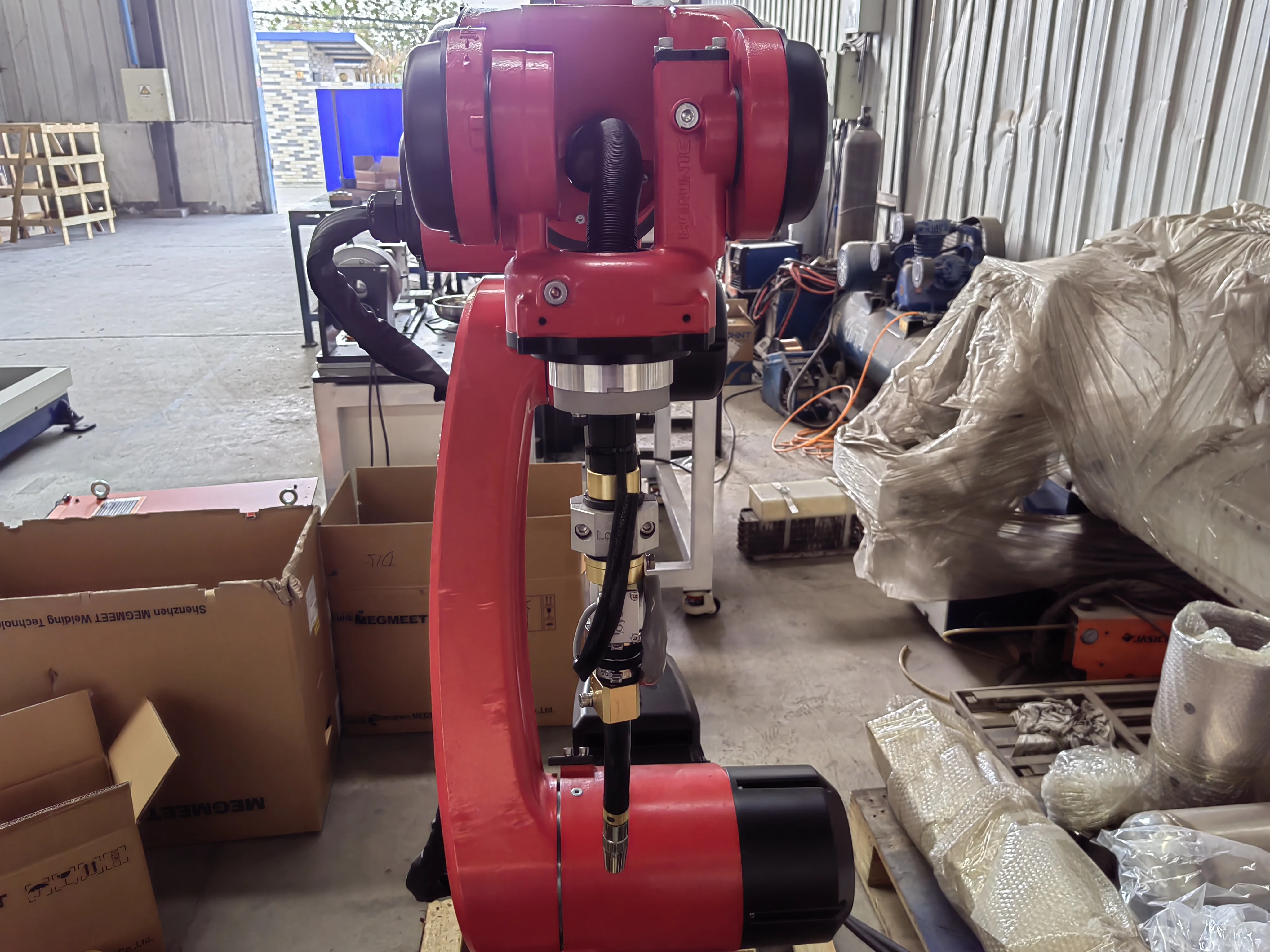 Automatic 6 Axis Industrial Welding Robot Arm Robotic Arm Welding For Pick Carry Place stainless steel pipe sheet