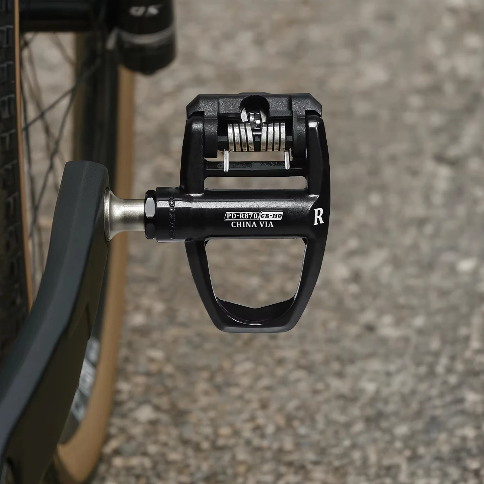 BUCKLOS Road Bike Pedals Self-locking Pedal Carbon Bicyle Clipless Pedal with Cleats Ultra-Light Nylon Professional Cycling Part