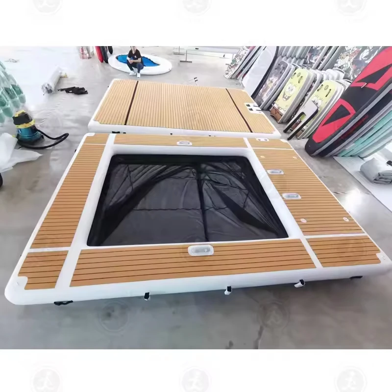 米国在庫インフレータブルフローティングスイミングプールインフレータブルドックフローティングプラットフォーム13x10フィートインフレータブル海プールヨットボート用ネット付き