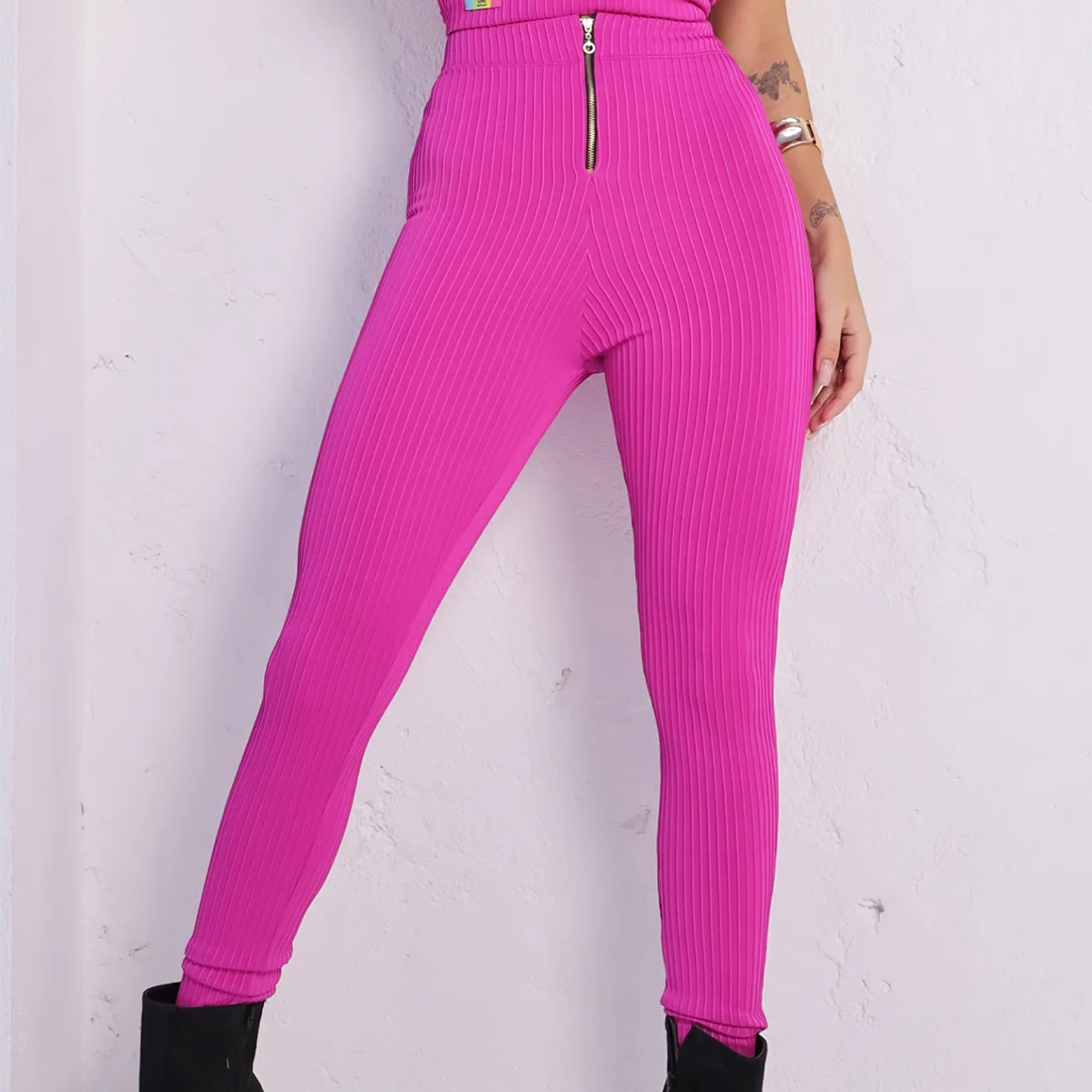 3D Power Zipper Pant