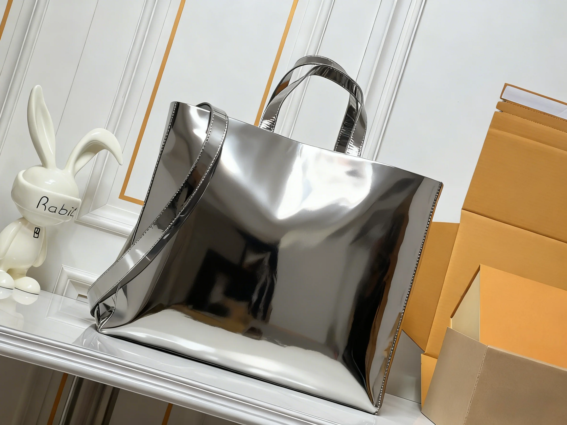 

2025 New SIZE: 42X34X16 CM Fashionable Versatile bags leather cherry Portable can be carried on the shoulder no boxes