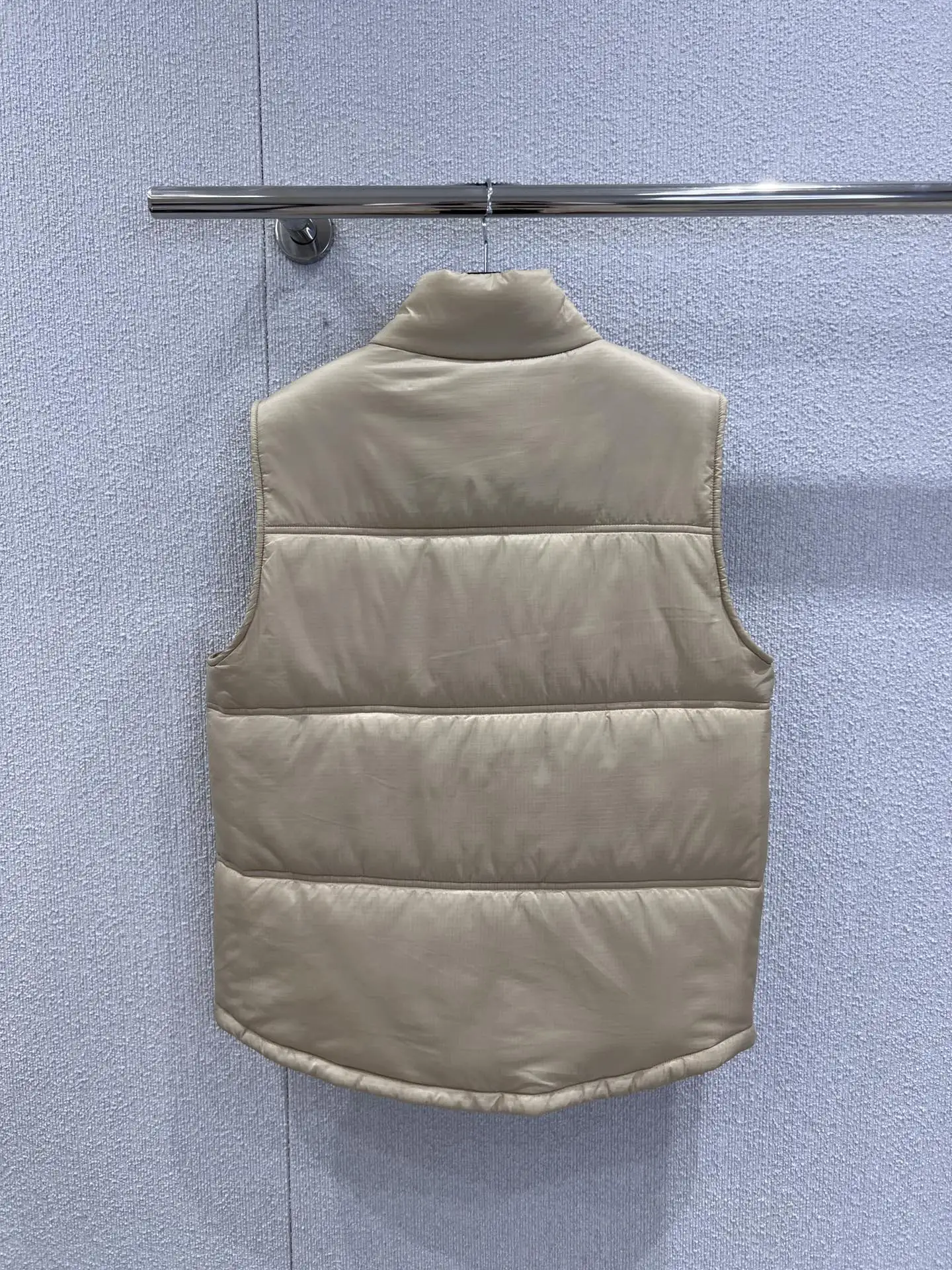 سترة معطف قطنية بياقة مطرزة عالية الجودة بتصميم جديد لشتاء 2025 للسيدات #1