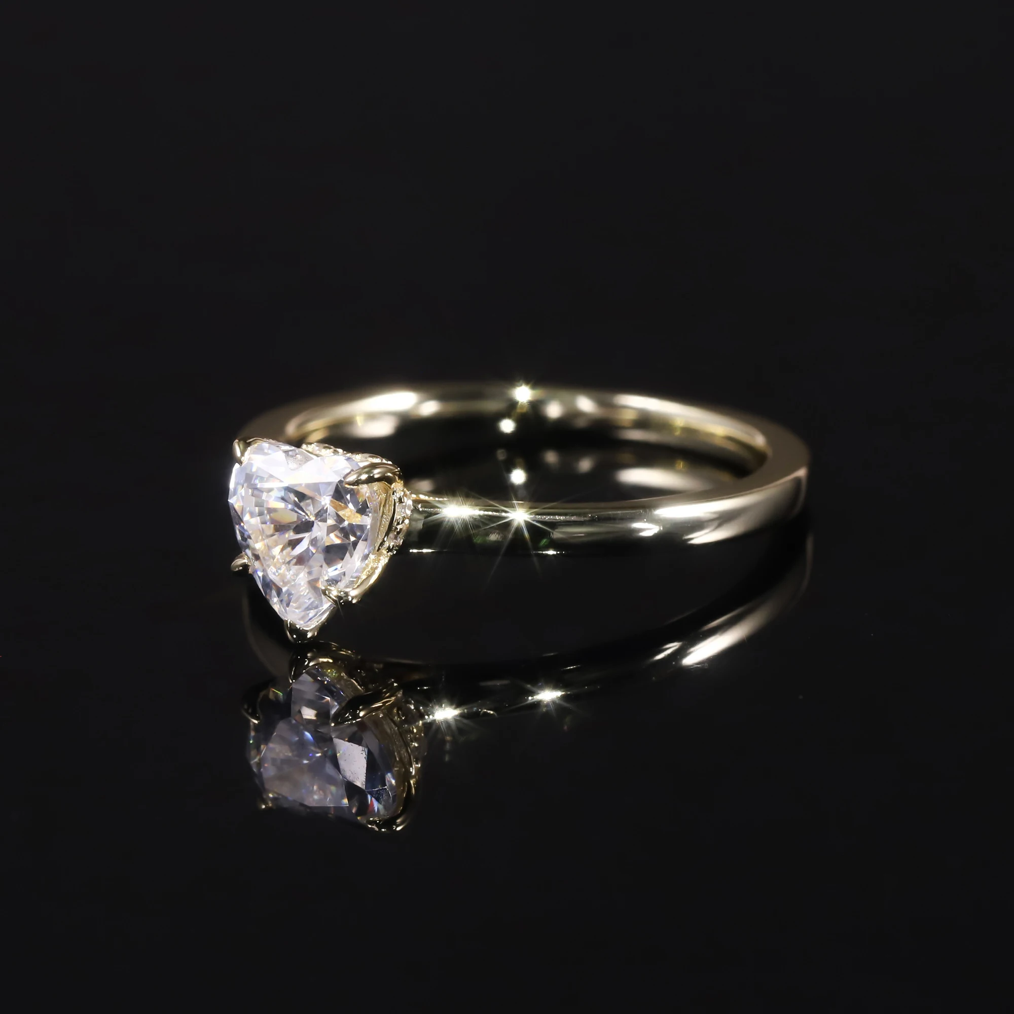 GEM'S BALLET 0.8CTW 6mm شكل قلب فريزيا المخفية هالو مويسانيتي سوليتير خاتم الخطوبة 18k مطلية بالذهب 925 الفضة الاسترليني