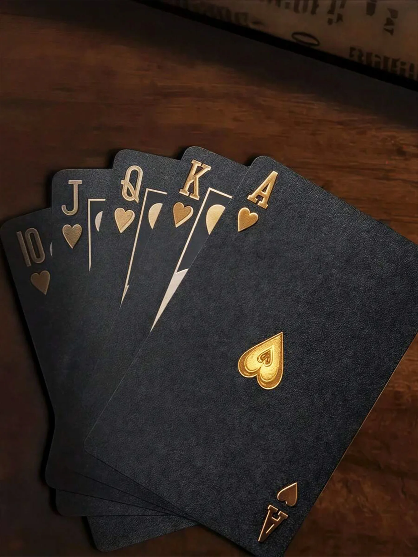 

1pack Waterproof & Flexible Playing Cards With Box, Cool Design Great For Parties, Games, Gifting And Celebrations,Black Card,Gifting,Black,Palying Cards