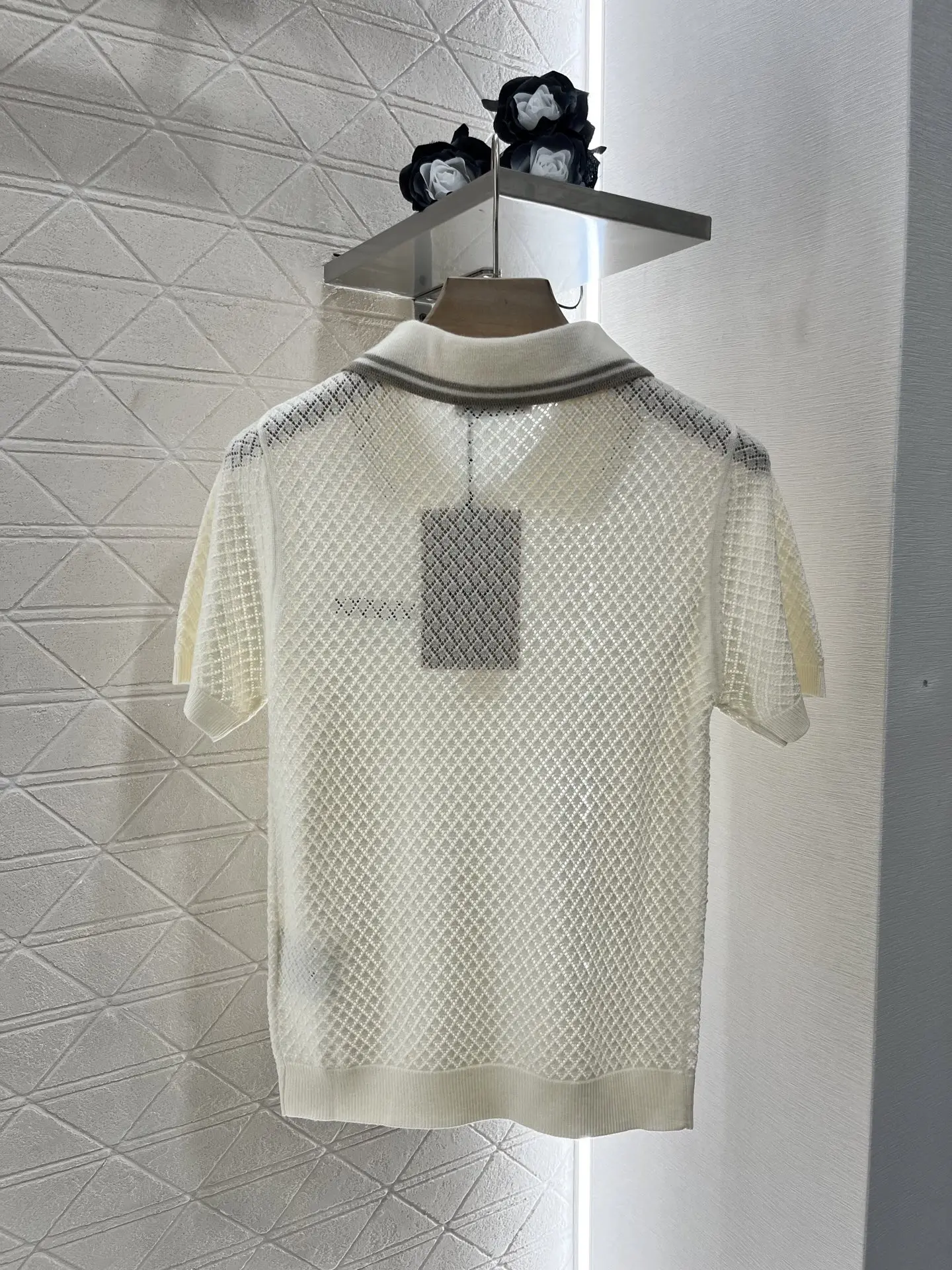 

New 2025 hollow knitted lapel spring and summer fashion short-sleeved top BN-220-32