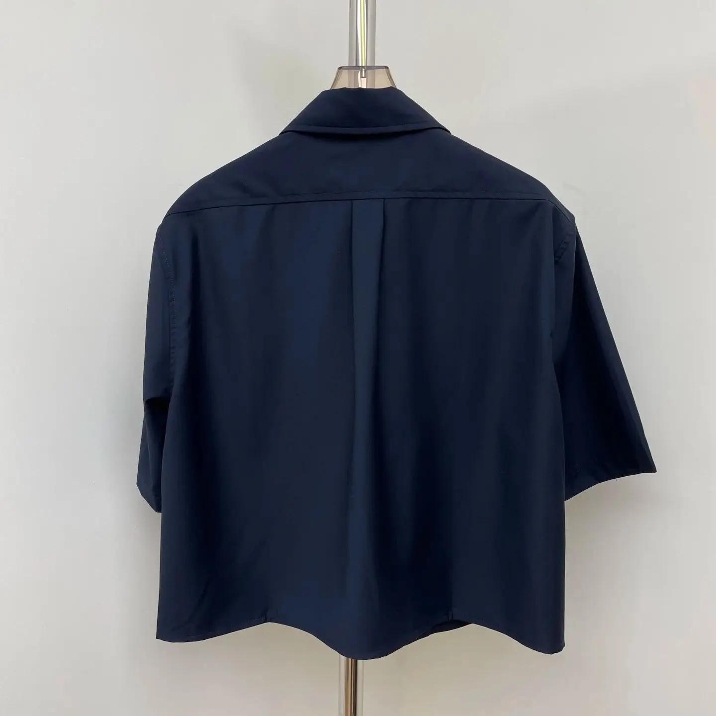 

2025 Women's Spring Summer Button-Up Shirt Navy Short Lapel Latest Fashion Women's Clothing