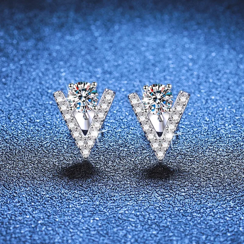 

S925 Sterling Silver V Shape Geometric Earrings 0.5ct D Color Moissanite Korean Style Dainty Jewelry Gift for Women