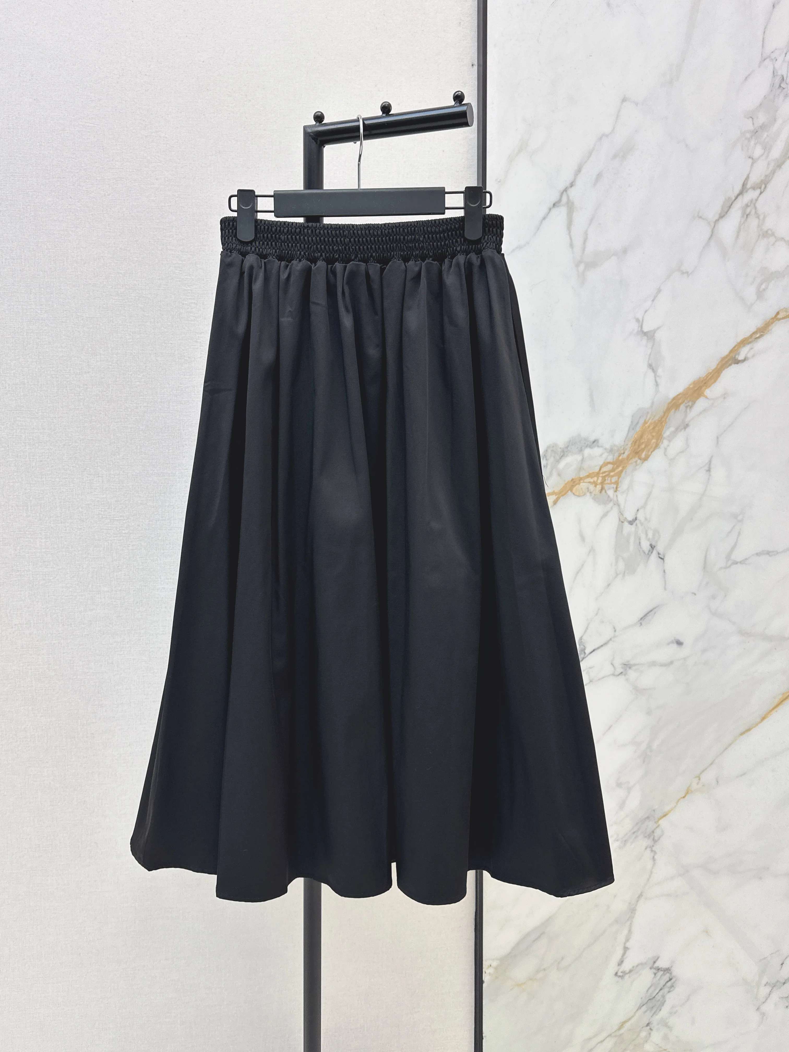 

2026 Spring/Summer New Style Leather Buckle Decoration Umbrella-Shaped Midi Skirt For Women High Waist Slimming A-line Skirt