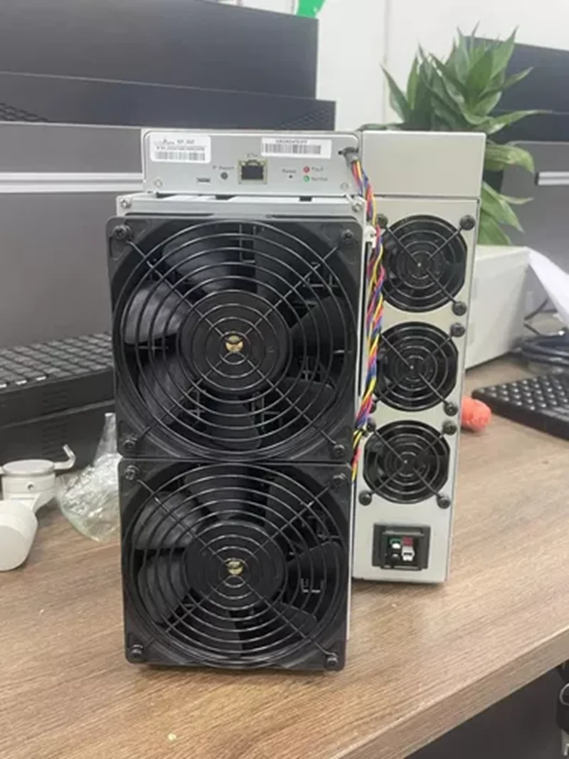 Bitmin Antminer S21 195 W BTC Bitcoin Miner مع PSU والضمان ، 17.5J ، BAC ، 2 احصل على 1 مجانًا