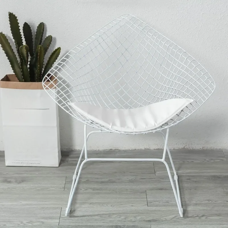 Wrought Iron Nordic Chair Net Red Backrest Dining Chair Simple Makeup Chair Golden Metal Hollow Wire Chair Living Room Furniture