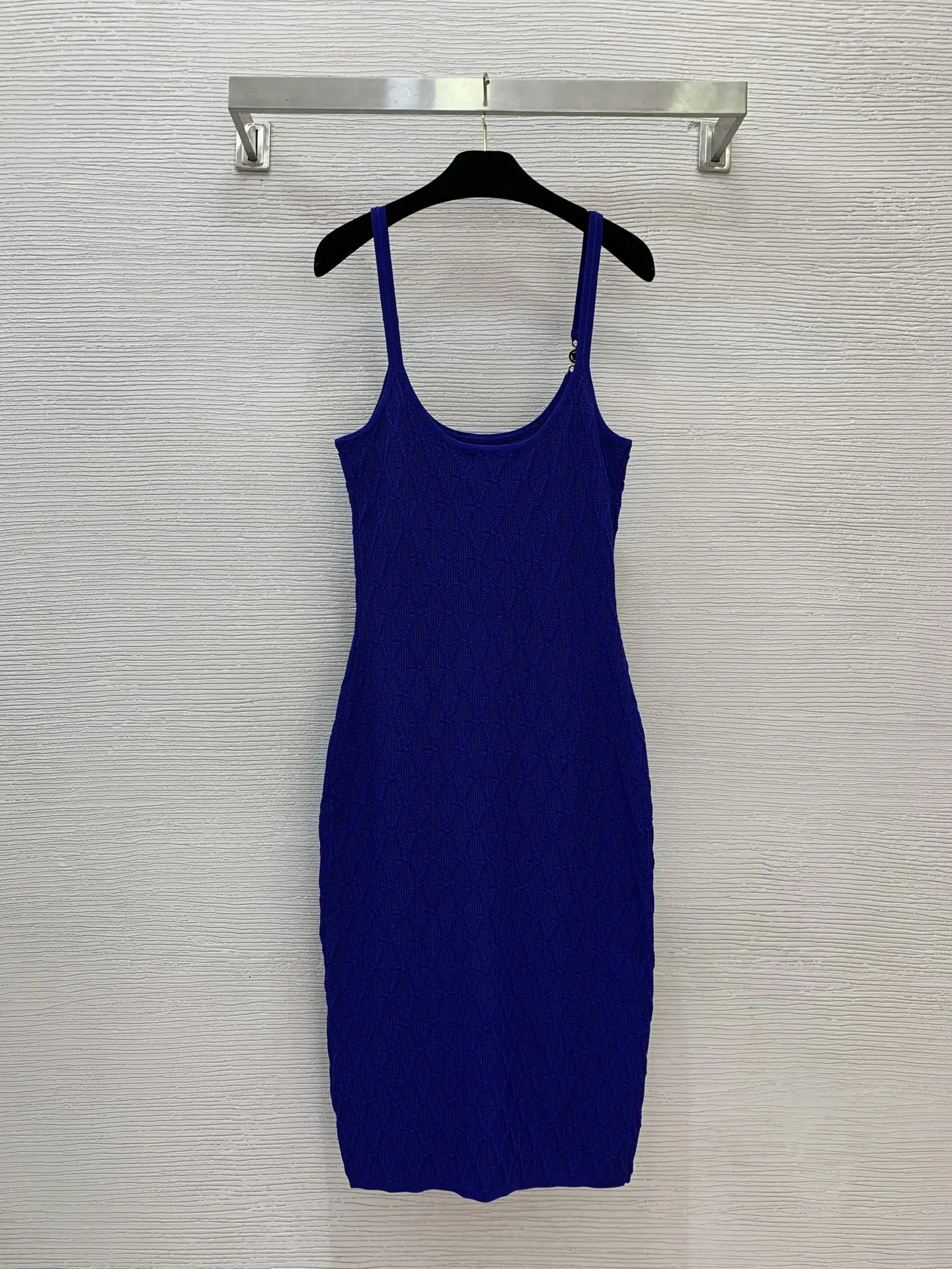 

New classic all over V-shaped jacquard high elasticity slim fit and slimming knitted camisole dress