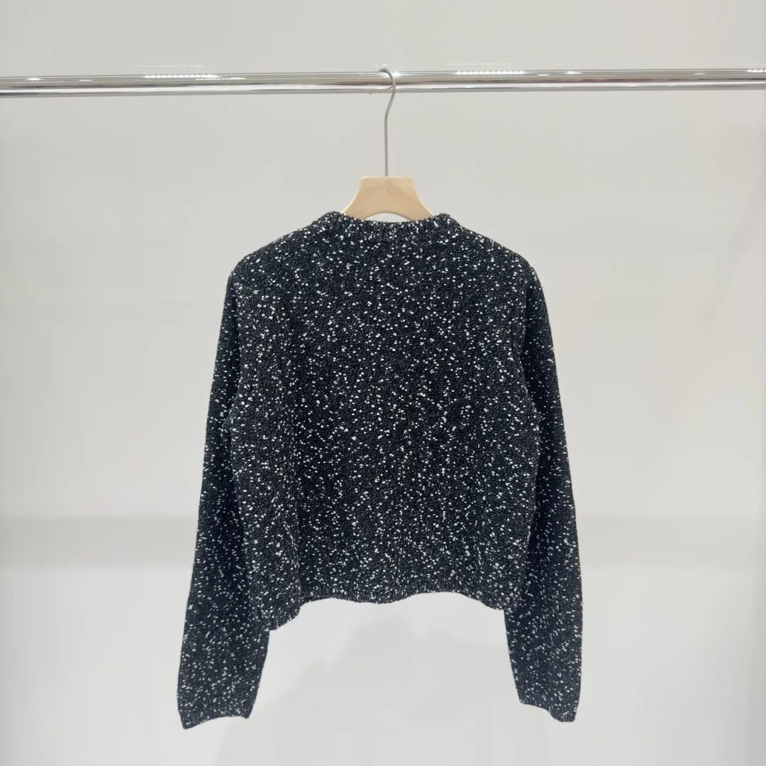 

2025 Spring and Autumn Women's Round Neck Starry Sky Knitted Cardigan HL145