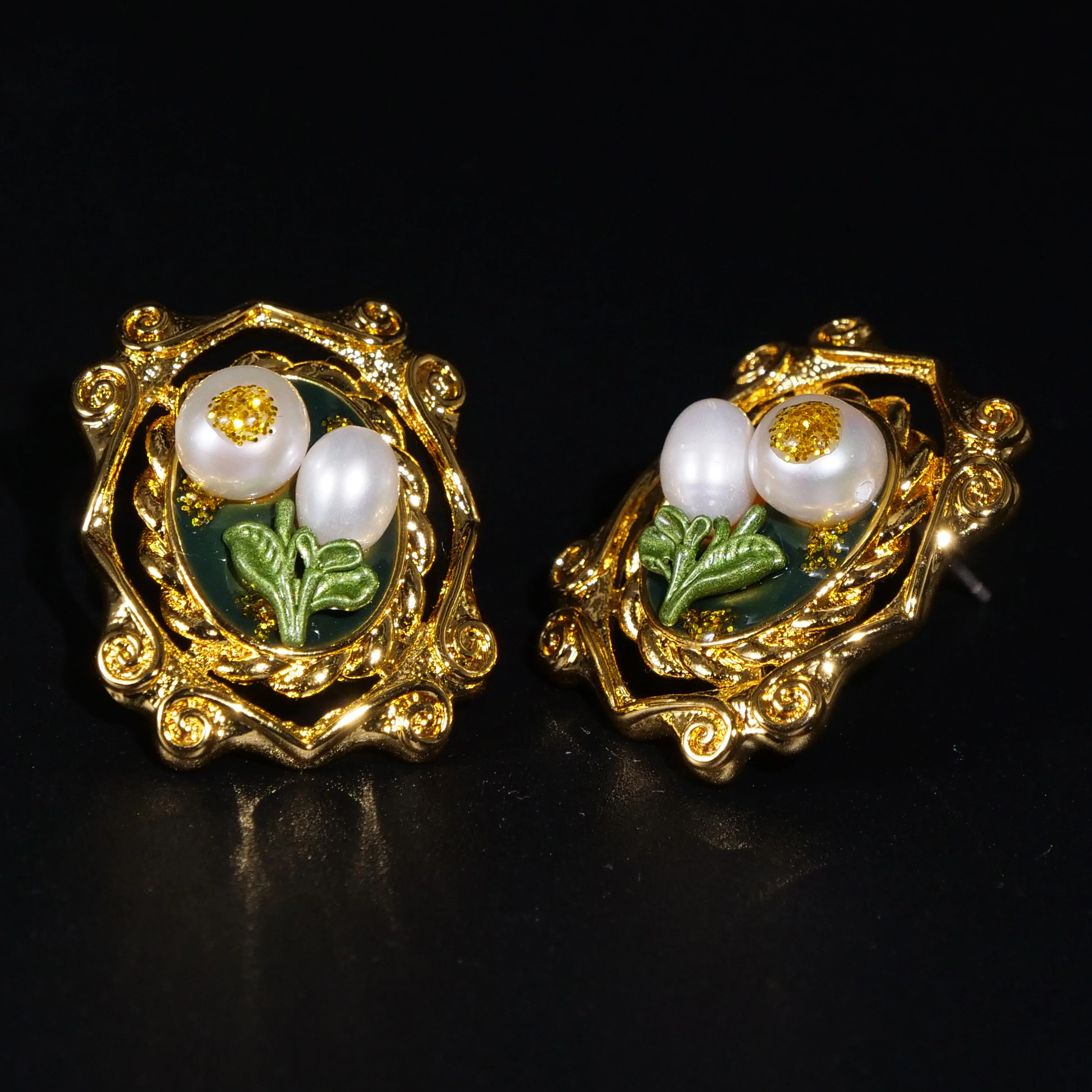 Französisch bemalte Blumen-Ohrstecker im Ölgemälde-Stil, feminine Vintage-Nischenohrringe mit hochwertigem Sinn