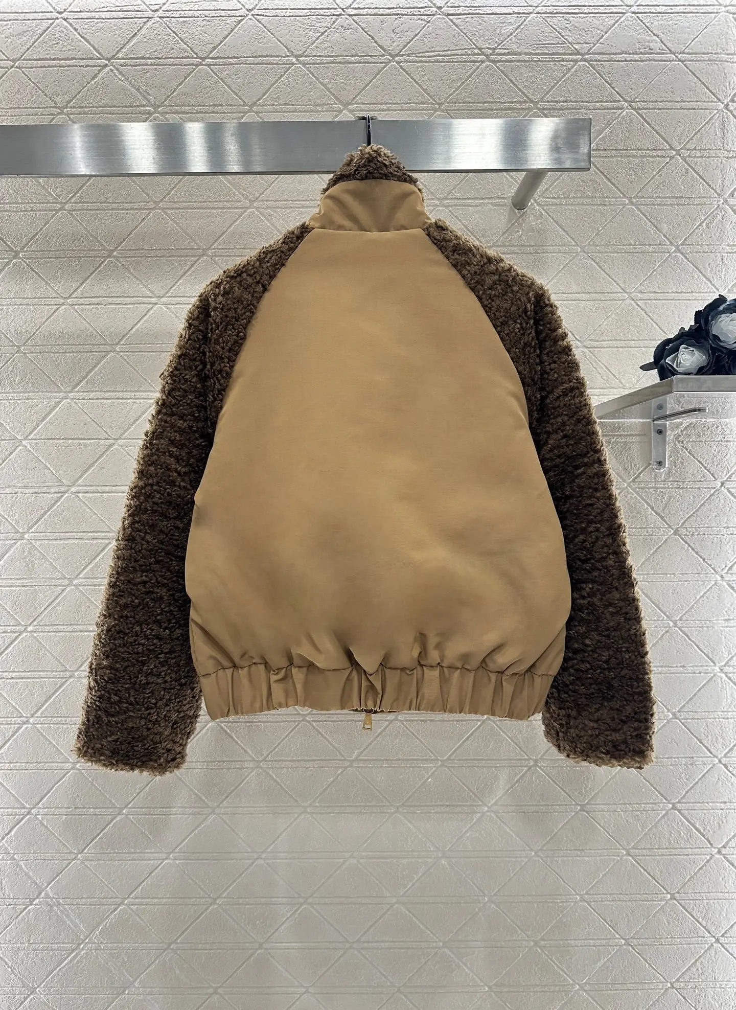 2025 Women 90% White Duck Down Coat with Lamb Wool Trim British Style Oversized Puffer Jacket Ultra Warm Windproof Winter Parka