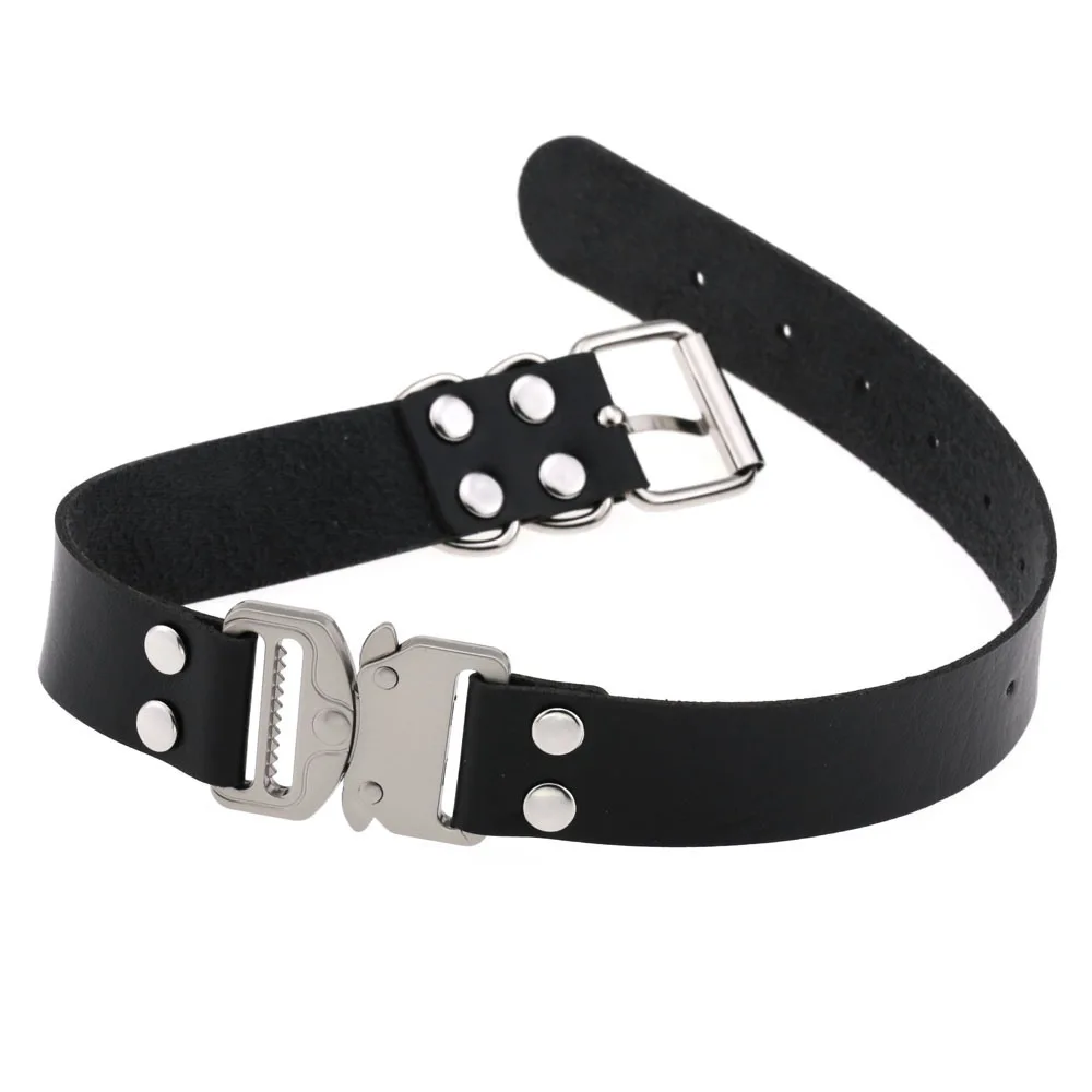 

Punk Leather Choker Necklace with Metal Buckle – Adjustable Unisex Gothic Collar for Women & Men