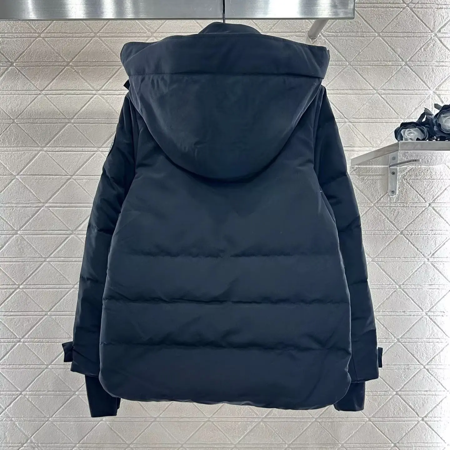 وصل حديثًا لعام 2025: سترة خصر بغطاء للرأس قابلة للفصل مصنوعة من النايلون المقاوم للرياح والمقاوم للماء وبطة بيضاء