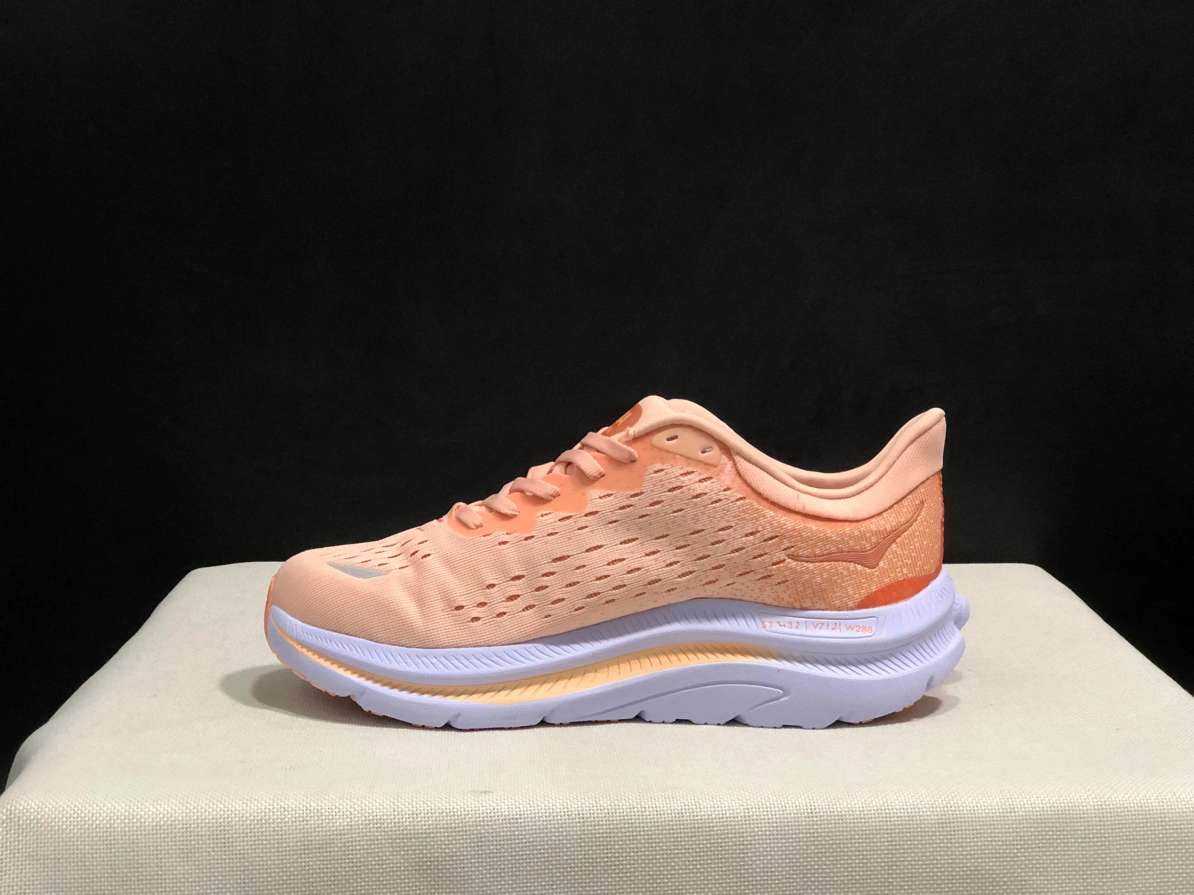 ‮ Hoka one one Kawana أحذية رياضية للرجال نمط الحياة أحذية رياضية خفيفة قابلة للتنفس حذاء قماش في الهواء الطلق احذية الجري أحذية Tenni غير رسمية