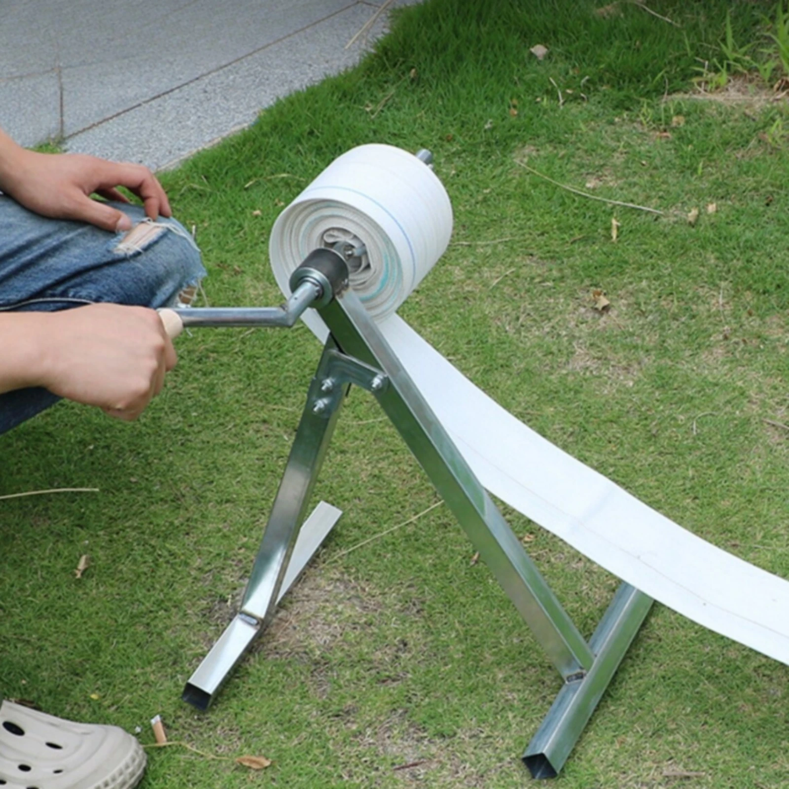 Foldable Portable Hand-Crank Folding Hose Reel Floor-Standing Hose Reel for Home Gardens Agricultural Irrigation Fire Hoses