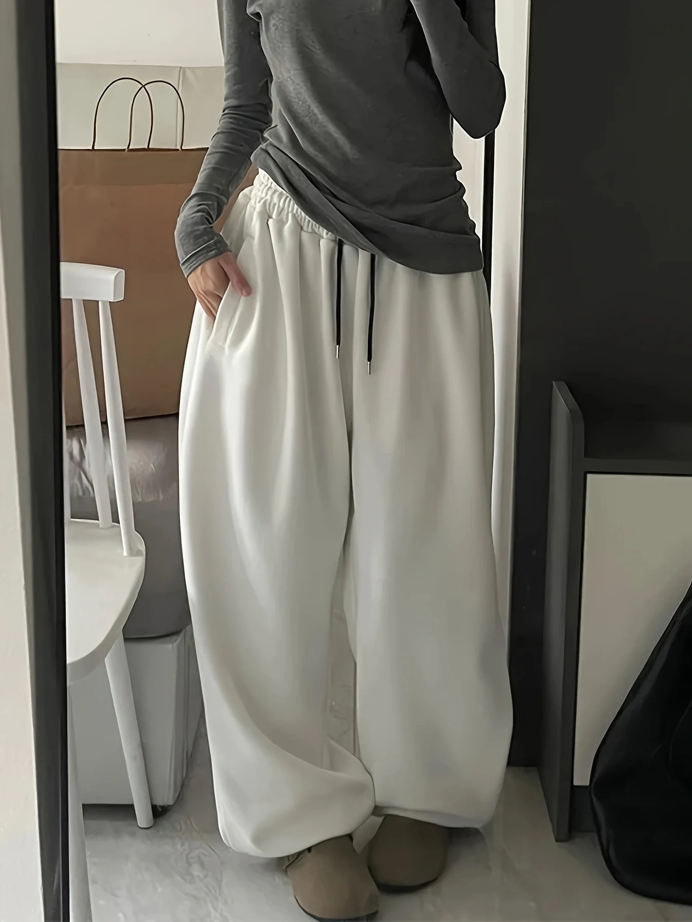 Y2K Women Korean American Streetwear Wide Leg Sweatpants Baggy Oversized Pants High Waist Grunge Joggers Casual Trousers Clothes - view 2