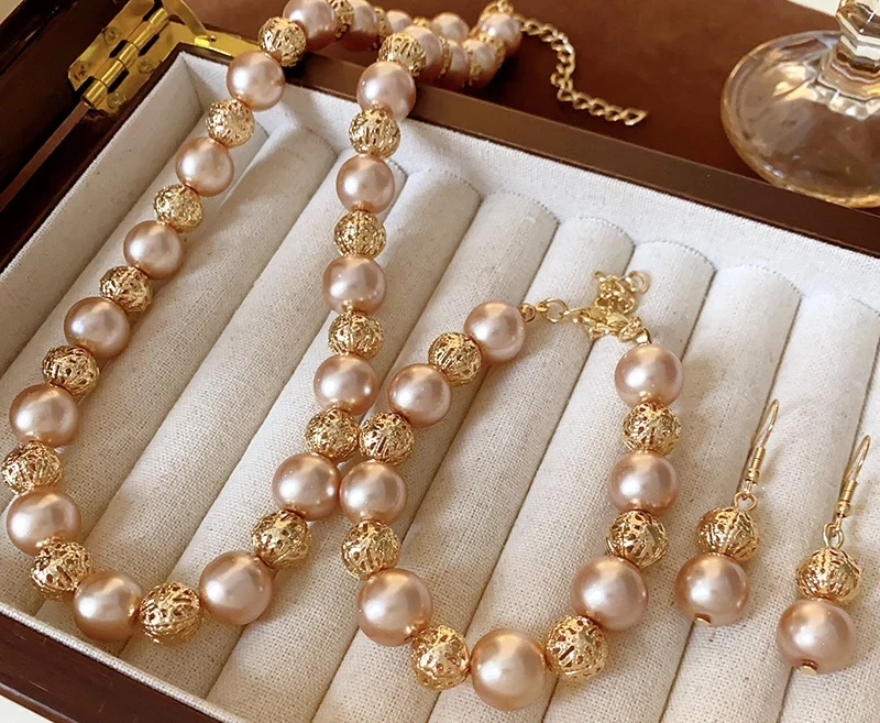 

Luxury Gold Pearl Jewelry Set for Women